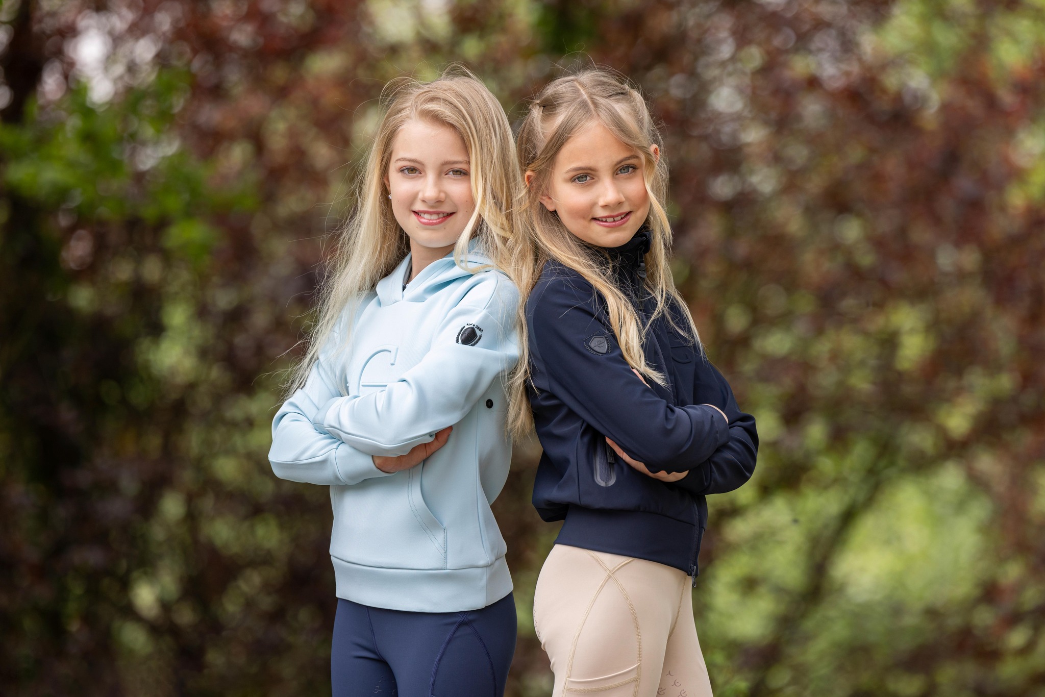 Bluser, tights og strømper