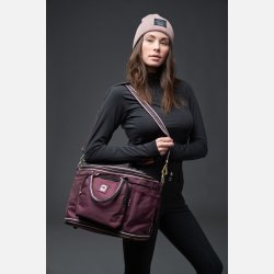 EQ Darcy Strigletaske - Wine