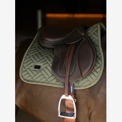 ES Spring Sadelunderlag - Modern Striking Valley - FULL