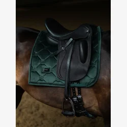 Equestrian Stockholm Dressur Sadelunderlag - Velvet - Sycamore Green