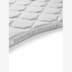 Equestrian Stockholm Dressur Sadelunderlag - White Perfection Silver