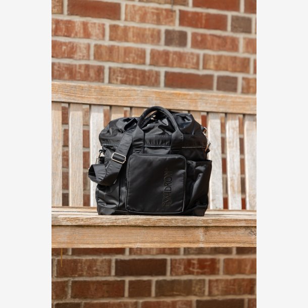 Eskadron Glossy Strigletaske - Core - Sort