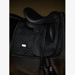 Equestrian Stockholm Dressur Sadelunderlag Modern Mesh - Sort - FULL