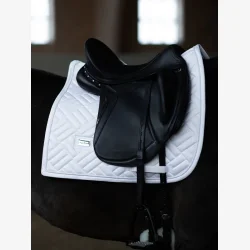 Equestrian Stockholm Dressur Sadelunderlag - Modern White Perfection Silver